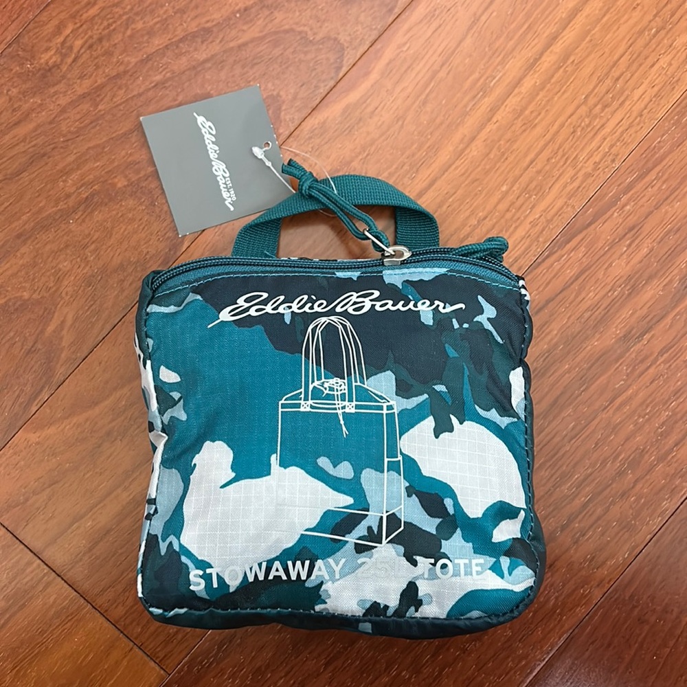 Eddie Bauer stowaway packable 25L tote